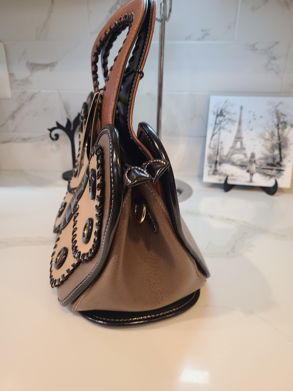 NWT Beige & Brown Butterfly Tote Bag - Picture 6 of 14